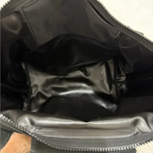 Longchamp Le Pliage Black Medium Nylon Tote Bag - Picture 5 of 8